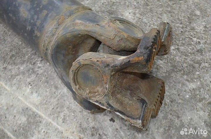 Карданный вал iveco Stralis (01.02)