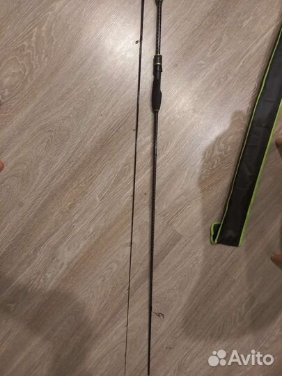 Спининг ультралайт с катушкой