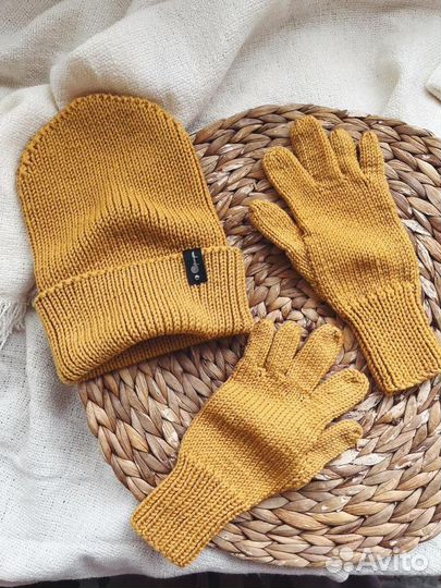 Шапка и перчатки