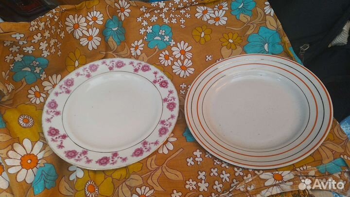 Тарелки плоские
