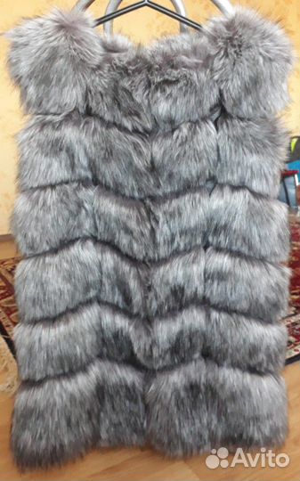 Жилет новый из искусственного меха размер М
