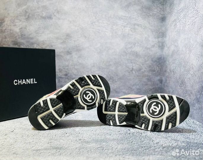Женские кроссовки chanel