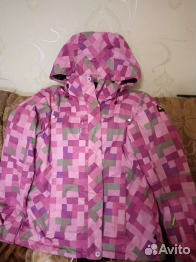 Горнолыжная куртка женская 48 50