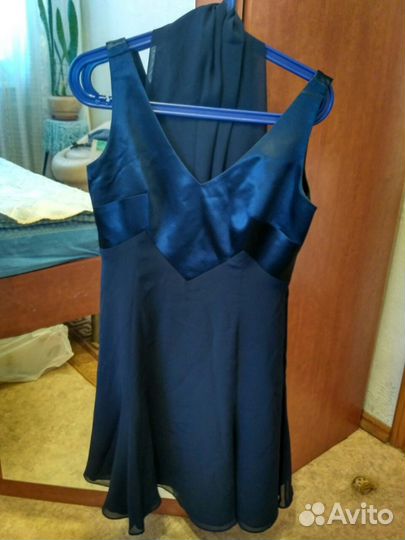 Вечернее платье из шифона с атласом