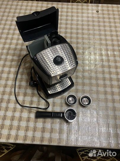 Кофеварка delonghi