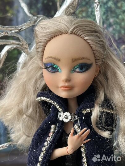 Авторская кукла Тейлор Свифт