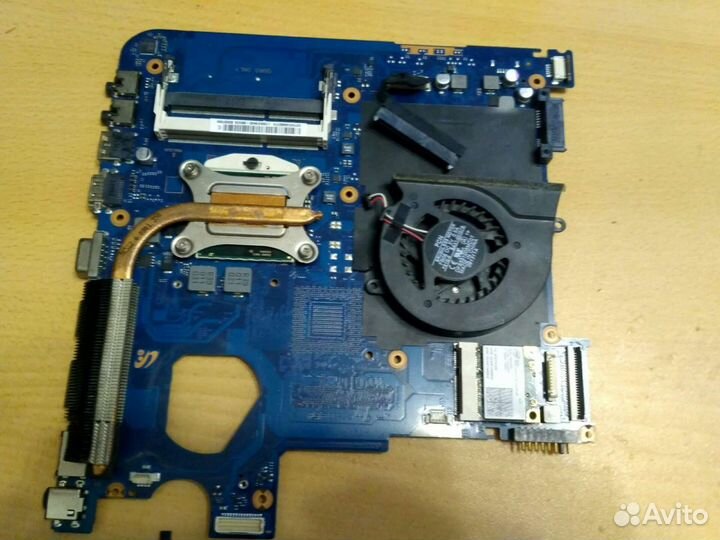 Samsung np300e4a np300e4z запчасти разбор