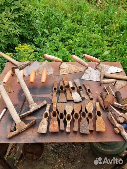 Инструмент каменщика