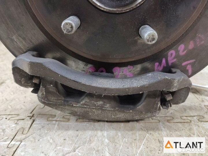 Ступица передняя правая nissan serena