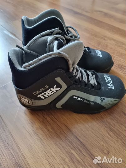 Ботинки лыжные