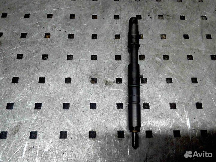 Форсунка топливная Audi A6/RS6/S6