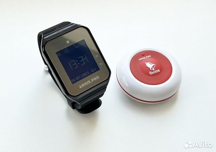 Комплект вызова помощи, официанта: кнопка и часы