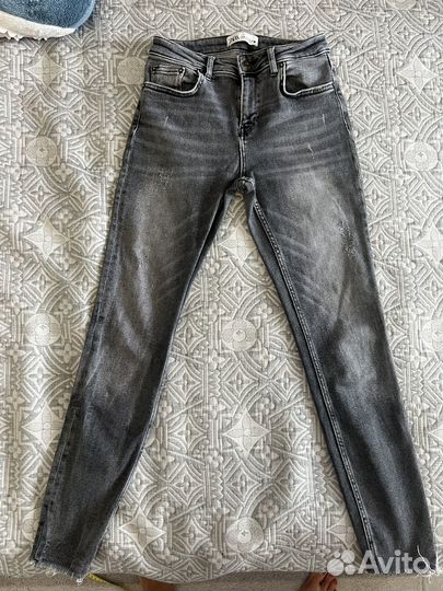 Джинсы zara