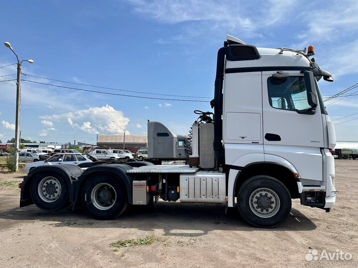 Mercedes-Benz Arocs, 2016