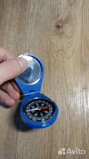 Компас с зеркалом