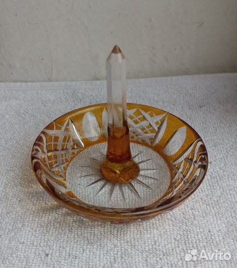 Старинная подставка для колец и украшений из Будуа