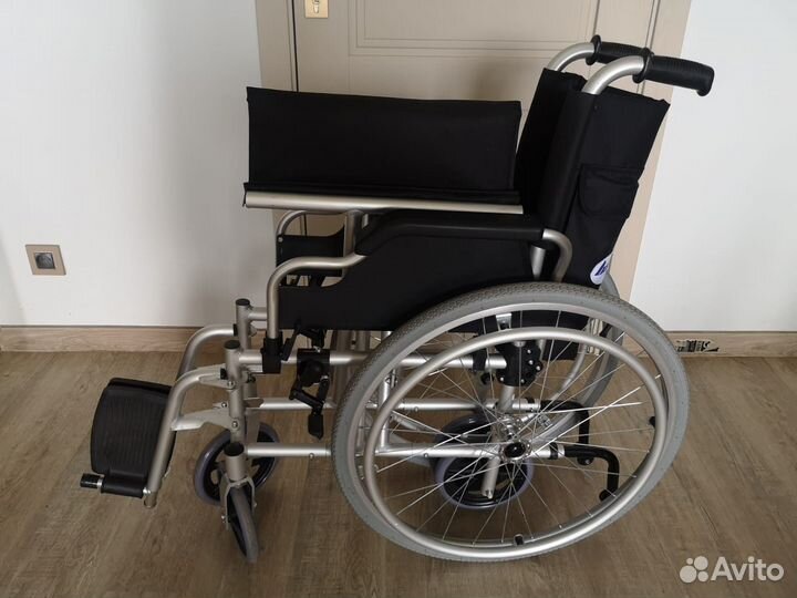 Инвалидная коляска barry