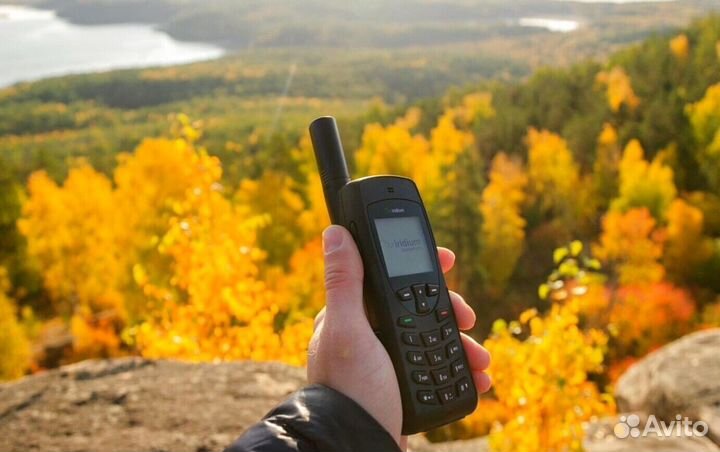 Спутниковый телефон Iridium 9555 кейс в подарок