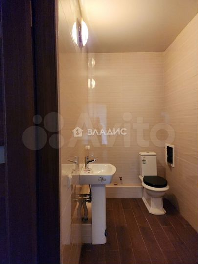 3-к. квартира, 111,5 м², 13/24 эт.