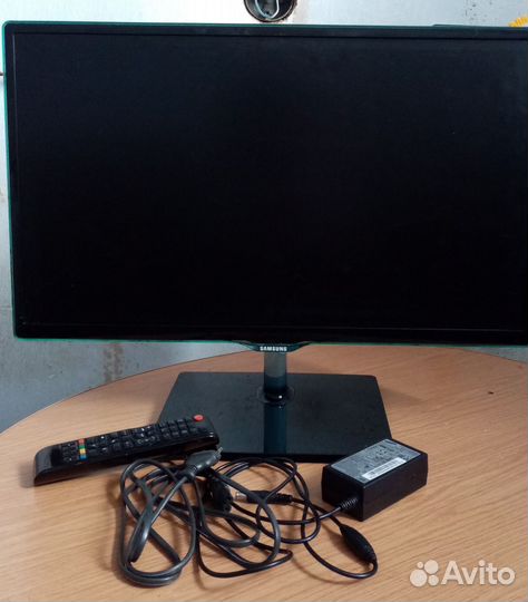Телевизор Samsung T24D390EX 24