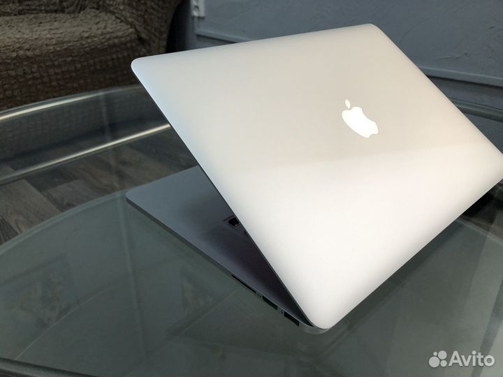 Macbook Pro 15 2015 i7/16gb/256gb SSD