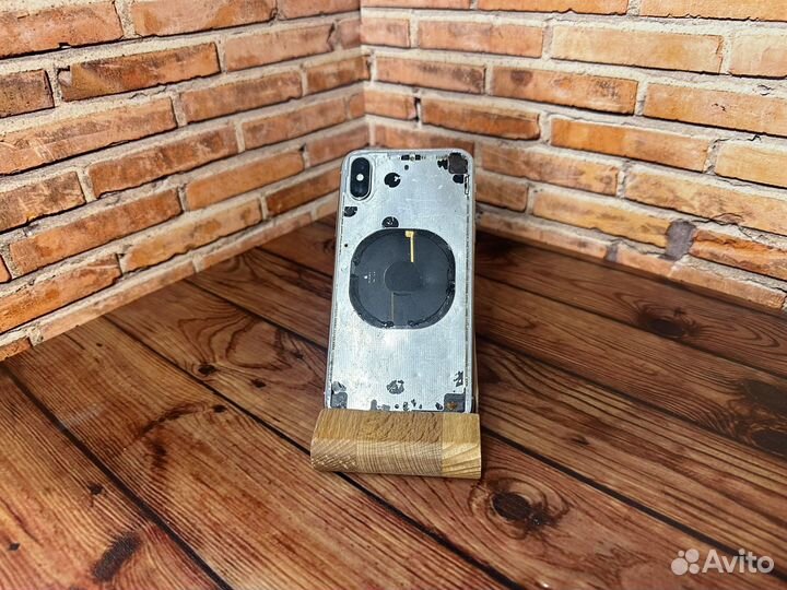 iPhone X, 64 ГБ