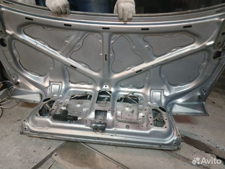 Задняя крышка багажника Галант6 1988-1991 г