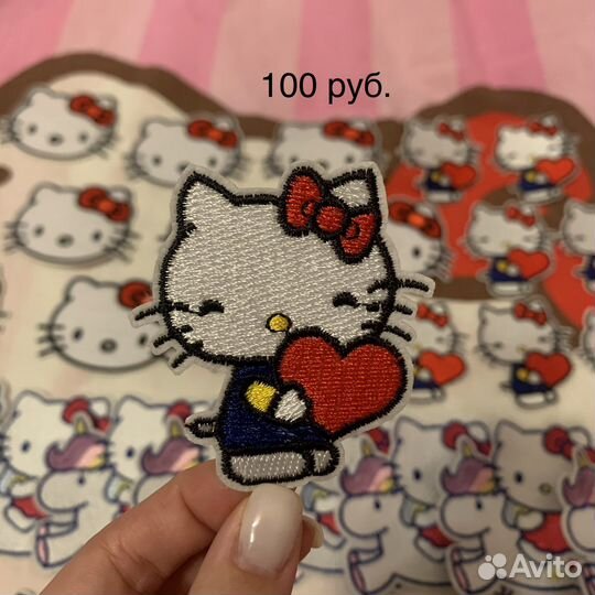 Нашивки на одежду Hello Kitty
