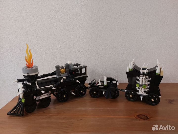 Lego 9468. Замок вампира