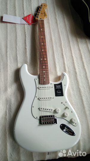 Fender player Stratocaster PF Polar White