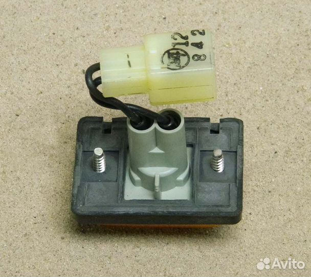 Повторитель поворота в крыло Toyota 4Runner/HiLux