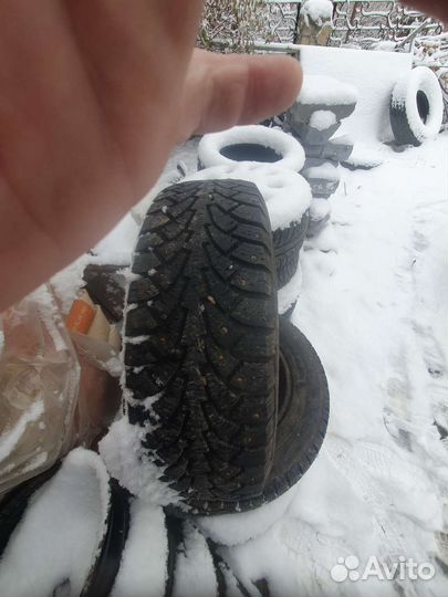 Bridgestone Blizzak LM-005 15/65 R14.5