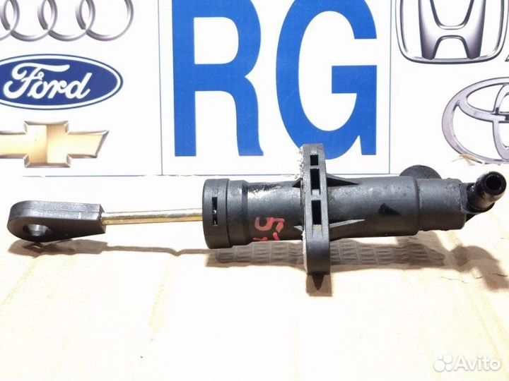 Главный цилиндр сцепления Kia Sportage 2.0 G4GC