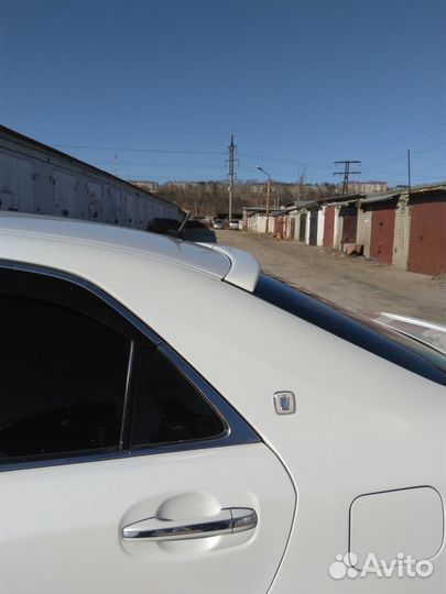 Козырек / Спойлер на стекло Toyota Crown GRS 200