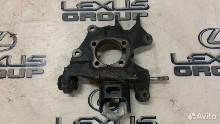 Кулак поворотный прав. зад. Lexus RX450h