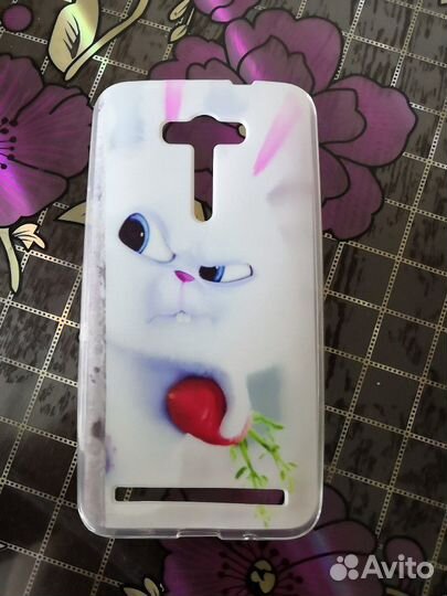 Продам новый чехол на Асус зенфон 2, 5,5 дюймов