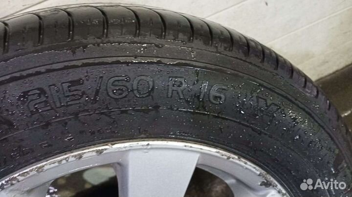 Тойота Камри Колесо