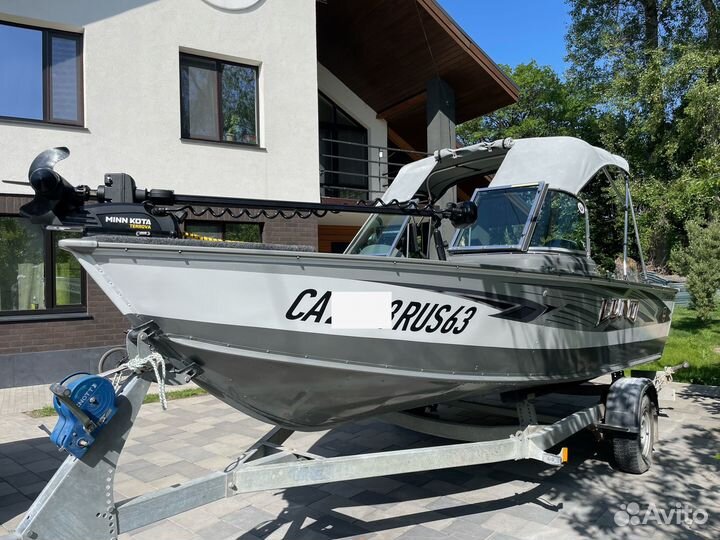 Продам лодку Lund Classic Sport 1775