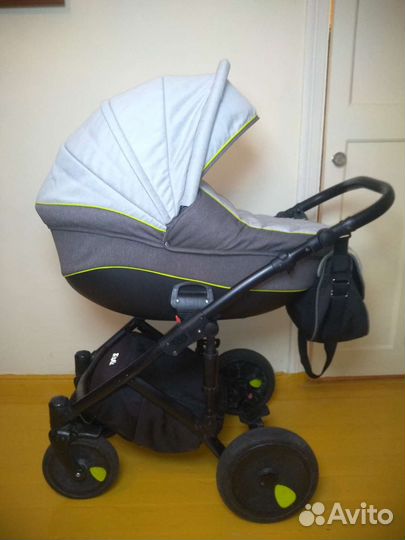 Коляска 3 в 1 tutis zippy Viva