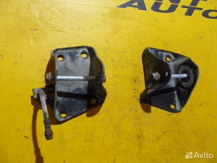 Кронштейн задней балки VW Polo SED Rus 2011г