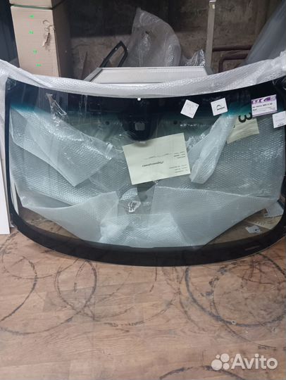 Лобовое стекло