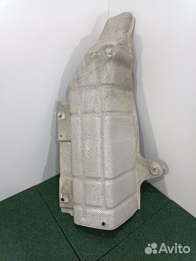 Тепловой экран Renault Fluence