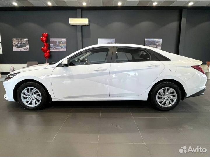 Hyundai Elantra 1.6 AT, 2021, 62 404 км
