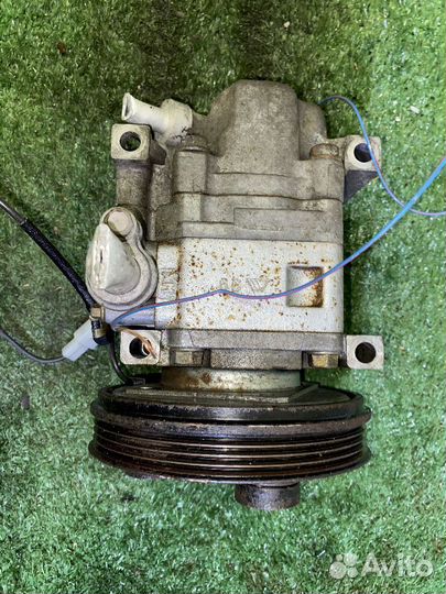 Компрессор кондиционера ZL-DE Mazda Familia BJ5P b