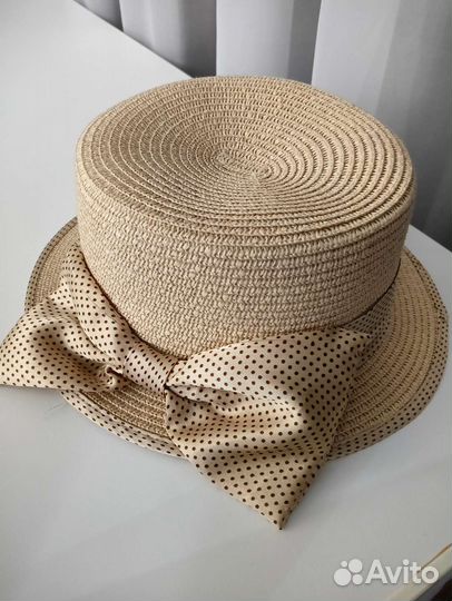 Шляпка женская