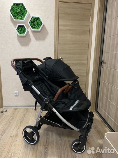 Прогулочная коляска для двойни MOWbaby Tandem