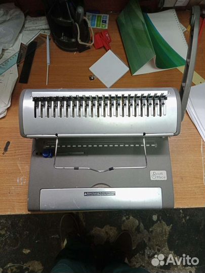 Пластиковые пружины для папок. Формат А 4 брошюров