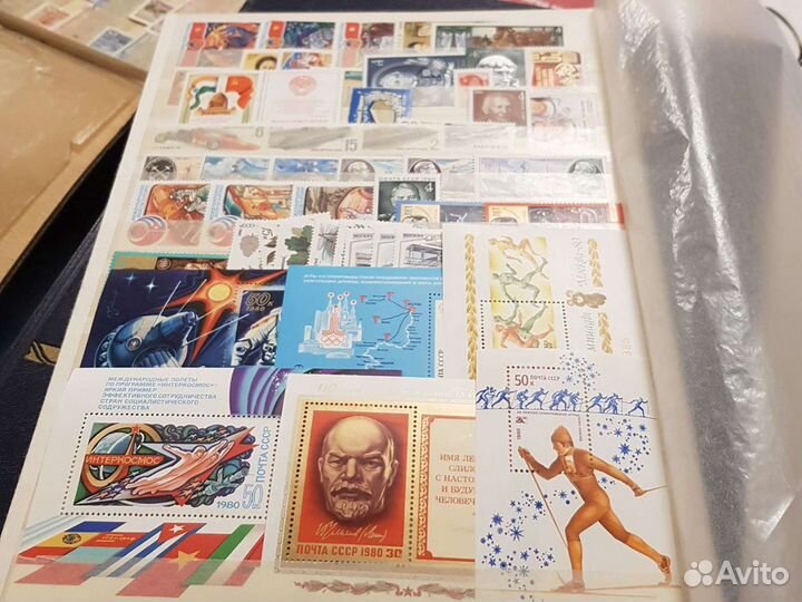 Почтовые марки годовой набор 1980 года чистый