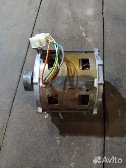 Электродвигатель 220в