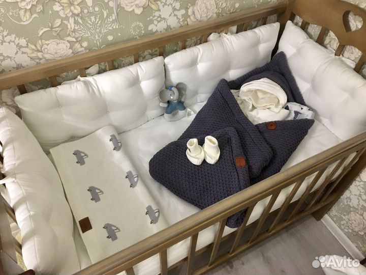 Бортики в кроватку